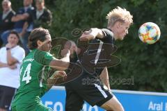 BZL - Oberbayern Nord - SV Manching - TSV Jetzendorf - Rainer Meisinger (#19 Manching) schwarz - Stefan Nefzger grün Jetzendorf - Foto: Jürgen Meyer