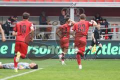 3. Liga; FC Ingolstadt 04 - Alemannia Aachen; Marcel Costly (22, FCI) Tor Jubel Treffer 1:1 Ausgleich mit Jasper Maljojoki (23, FCI) Dennis Kaygin (10, FCI)