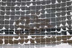 2023_12_1 - - Saison 2023/24 - Schnee auf dem Fussballplatz - ASP - Audi Sport Park - Platz ist gesperrt - Schild platz ist gesperrt Schnee Tor Spielabsage Schnee - Foto: Meyer Jürgen