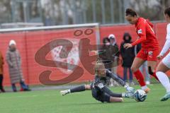 2. Bundesliga Frauen - Saison 2023/24 - FC Ingolstadt 04 Frauen - FC Carl Zeiss Jena - Katharina Krist (Nr.14 - FCI) - Janning Jasmin Torwart Jena - Foto: Meyer Jürgen