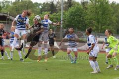 2. Frauen-Bundesliga - Saison 2021/2022 - FC Ingolstadt 04 - MSV Duisburg - Der 1:0 Führungstreffer durch Reischmann Stefanie (#21 FCI) - jubel - Vobian Selina weiss Duisburg links - O`Riordan Claire Marie #3 Duisburg - Foto: Meyer Jürgen