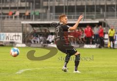 2.BL; SV Sandhausen - FC Ingolstadt 04 - verpasst den Ball Christian Gebauer (22, FCI)