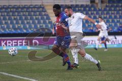 3. Liga - KFC Uerdingen 05 - FC Ingolstadt 04 - Fatih Kaya (9, FCI) Lukimya Assani (5 KFC)