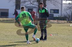 Bezirksliga OBB Nord - SV Manching - FC Schwabing München - Florian Stegmeier Trainer Manching vor dem Spiel - Foto: Jürgen Meyer