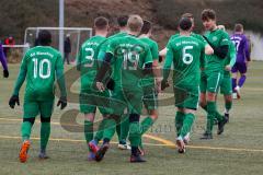 Testspiel - Fußball - SV Manching - VFR Neuburg/Donau  - Der 1:0 Führungstreffer durch Rainer Meisinger (#19 Manching) - jubel - Benedikt Vollnhals (#9 Manching) - Schabenberger Niclas grün Manching - Foto: Jürgen Meyer