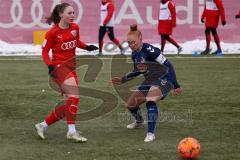 2. Fußball-Liga - Frauen - Saison 2022/2023 - FC Ingolstadt 04 - 1. FC Köln II - Yvonne Dengscherz (Nr.23 - FC Ingolstadt 04 ) - Vogt Laura Köln blau - Foto: Meyer Jürgen