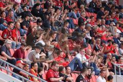 Zuschauer im Stadion; FC Ingolstadt 04 - SpVgg Greuther Fürth; 2.BL; Testspiel