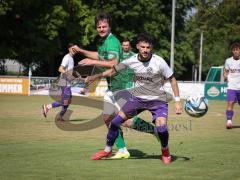 Freundschaftsspiel - FC Gerolfing - VFR Neuburg - Maximilian Christl (Nr.27 - VFR Neuburg) - Philipp Haunschild (Nr.12 - FC Gerolfing) - Foto: Meyer Jürgen