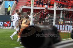 2. Fußball-Liga - Saison 2021/2022 - FC Ingolstadt 04 - Hamburger SV - Patrick Schmidt (#32 FCI) - Daniel Heuer Fernandes Torwart (#1 HSV) - Foto: Meyer Jürgen