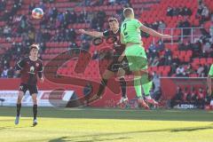 2.BL; FC Ingolstadt 04 - SV Sandhausen; Kopfball Zweikampf Kampf um den Ball Fabian Cavadias (41, FCI) Zhirov Aleksandr (2 SVS)