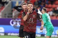 3. Liga; FC Ingolstadt 04 - Borussia Dortmund II; Torchance verpasst, ärgert sich Pascal Testroet (37, FCI) Benjamin Kanuric (8, FCI)