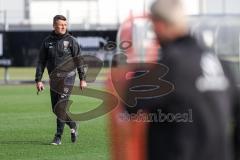 3. Liga; FC Ingolstadt 04 - Trainingsauftakt im Audi Sportpark, Trainingsgelände; Cheftrainer Michael Köllner (FCI)