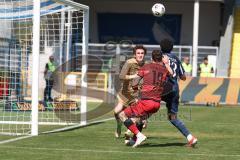 3. Liga - Saison 2025/26 - TSG Hoffenheim II - FC Ingolstadt 04  - Natnael Abraha (Nr.13 - TSG Hoffenheim II) - Torwart Lukas Blöndal Petersson (Nr.1 - TSG Hoffenheim II) - Linus Rosenlöcher (Nr.19 - FCI) - XXXXX - Foto: Meyer Jürgen