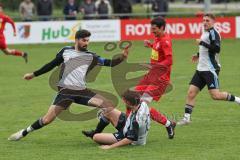 Kreisliga- Saison 2024/25- TSV Kösching - TSV Ober./Unterh.stadt-  - Stefan Winzinger rot Kösching - Paul Kammerbauer #10 weiss Ober-/Unterh.stadt  - Enes Erdogan weiss Ober-/Unterh.stadt  - Foto: Meyer Jürgen