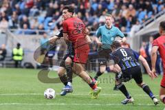 3. Liga; 1. FC Saarbrücken - FC Ingolstadt 04; Ognjen Drakulic (30, FCI) Zweikampf Kampf um den Ball Civeja Tim (23 FCS) Sontheimer Patrick (6 FCS)