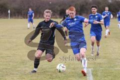 Freundschaftsspiel - Saison 2025/26 - SV Menning - SV Manching - Rainer Meisinger (Nr.8 - SV Manching) - Moritz Faigle blau Menning  - Foto: Meyer Jürgen