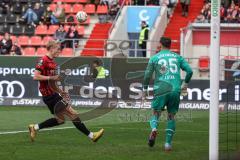 3. Liga; FC Ingolstadt 04 - Borussia Dortmund II; Torchance Tobias Bech (11, FCI) Torwart Lotka Marcel ( BVB2)