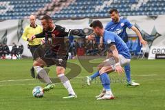 2.BL; Hansa Rostock - FC Ingolstadt 04; Zweikampf Kampf um den Ball Fatih Kaya (9, FCI) Malone Ryan (16 HR)