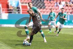 3. Liga; FC Ingolstadt 04 - VfB Lübeck; Yannick Deichmann (20, FCI) Löhden Jannik (30 VfB)