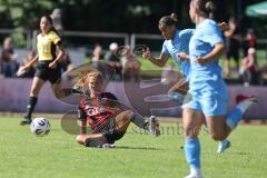 *** 2. Bundesliga Frauen - Saison 2025/26 - FC Ingolstadt 04 Frauen - Victoria Berlin - Aydin Leyila blau Berlin - Leonie Haberäcker (Nr.27 - FC Ingolstadt Frauen I) - Foto: Meyer Jürgen