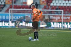 2024_1_20 - 3. Liga - Saison 2023/24 - HallescherFC - FC Ingolstadt 04 -  - Benjamin Kanuric (Nr.8 - FC Ingolstadt 04) beim Freistoss - XXXXX - Foto: Meyer Jürgen