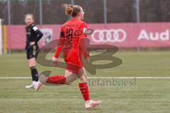 2. Frauen-Bundesliga - Saison 2021/2022 - FC Ingolstadt 04 - FC Bayern München II - Der 2:2 Ausgleichstreffer durch Maier Ramona (#18 FCI) - jubel - Foto: Meyer Jürgen