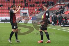 2.BL; FC Ingolstadt 04 - Karlsruher SC; Tor Jubel Treffer 1:0 Thomas Keller (27, FCI) mit Michael Heinloth (17, FCI)