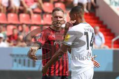 3.Liga - Saison 2022/2023 - FC Ingolstadt 04 -  1. FC Saarbrücken - Patrick Schmidt (Nr.9 - FCI) - Bone Uaferro (Nr.14 - 1. FC Saarbrücken) - Foto: Meyer Jürgen
