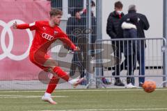 A - Junioren Bundesliga Süd/Südwest -  Saison 2021/2022 - FC Ingolstadt 04 - 1. FC Saarbrücken - Johannes Birkl (#25 FCI) - Foto: Meyer Jürgen