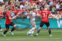 3. Liga; SpVgg Unterhaching - FC Ingolstadt 04; Jannik Mause (7, FCI) Westermeier Ben (6 SpVgg) Schifferl Raphael (37 SpVgg)