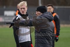 3. Liga; FC Ingolstadt 04 - Neuer Trainer Cheftrainer Guerino Capretti (FCI), erstes Training mit Tobias Bech (11, FCI)