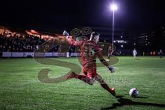 Toto-Pokal; ATSV Erlangen - FC Ingolstadt 04; Schuß Torwart Alessandro Burkhard ( ATSV)