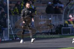 3. Liga; Borussia Dortmund II - FC Ingolstadt 04; an der Seitenlinie, Spielerbank Co-Trainer Fabian Reichler (FCI)