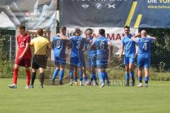 Kreisliga - Saison 2025/26- SV Hundszell - SV Zuchering - Der 1:0 Führungstreffer durch Martin Kusche blau Hundszell - jubel - XXXXX - Foto: Meyer Jürgen