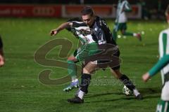 Landesliga - Saison 2025/26 - SV Manching - FC Ehekirchen - Emanuel Gstettner (Nr.19 - SV Manching) - Christoph Hollinger schwarz Ehekirchen - Foto: Meyer Jürgen