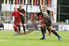 2. Frauen-Bundesliga - Saison 2021/2022 - FC Ingolstadt 04 - SV Meppen - Reischmann Stefanie (#21 FCI) - Becker Bianca schwarz Meppen - Foto: Meyer Jürgen