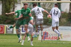 Landesliga - Saison 2024/25 - SV Manching - FC Kempten - Simon Berger (Nr.5 - SV Manching) - Mekhimar Ahmed weiss Kempten  #4 - Krieger Adrian weiss Kempten  #13 - Foto: Meyer Jürgen