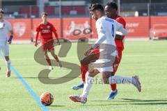 A-Junioren Bundesliga  - Saison 2023/24 - A-Junioren - FC Ingolstadt 04 - 1.FC Heidenheim - Jason Osei Tutu (Nr.24 - FCI) - Nehir Alperen weiss Heidenheim - Foto: Meyer Jürgen