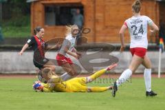 2. Bundesliga Frauen - Saison 2024/25 - FC Ingolstadt 04 Frauen - FSV Gütersloh - Pija Reininger (Nr.21 - FCI Frauen) - Tellenbröker Maren weiss Gütersloh - Krumme Janne Torwart Gütersloh - Foto: Meyer Jürgen