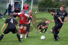 A-Klasse - Saison 2022/2023 - TSV Unsernherrn - TV 1911 Vohburg - Florian Heckner rot Vohburg - setzt sich gegen 5 Gegenspieler durch - Foto: Meyer Jürgen