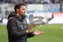 3. Liga; FC Ingolstadt 04 - TSV 1860 München; Cheftrainer Guerino Capretti (FCI) an der Seitenlinie, Spielerbank