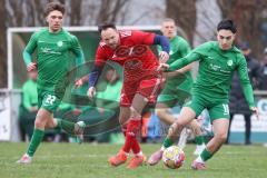 A-Klasse -  Saison 2025/26- TSV Baar/Ebenhausen - SV Manching II - Muhammed Tokmak grün Manching - Matthias Lang rot Ebenhausen - Foto: Meyer Jürgen