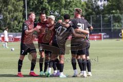 3. Liga; Testspiel; FC Ingolstadt 04 - FC Heidenheim; Felix Keidel (43, FCI) schießt zum Ausgleich 1:1, Tor Jubel Treffer mit Thomas Rausch (45, FCI) David Udogu (47, FCI) Julian Kügel (31, FCI) Jannik Mause (7, FCI)