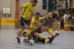 Lotto Bayern Hallencup - Saison 2024/25 - FC Hitzhofen/Oberzell - TSV Ober./Unterhaunstadt- Maik Wnendt gelb Hitzhofen  - Tobias Dietze gelb Hitzhofen  rechts - Baran Cakir grau Ober/Unterhaunstadt - Foto: Meyer Jürgen