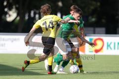 Kreisliga - Saison 2023/2024 - FC Gerolfing - FC Hitzhofen/Oberzell - Leo Zängler grün Gerolfing - Niclas Filser
 gelb Hitzhofen #21 - Vincent Eichhorn gelb Hitzhofen #14- Foto: Meyer Jürgen