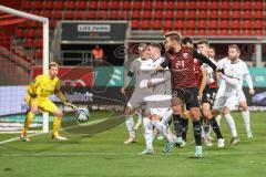 3. Liga; FC Ingolstadt 04 - Preußen Münster; Torchance #Ecke David Kopacz (29, FCI) Torwart Schulze Niehues Maximilian (35 PM)
