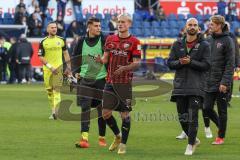 3. Liga; MSV Duisburg - FC Ingolstadt 04; Sieg Jubel Freude Spieler bedanken sich bei den Fans. Torwart Marius Funk (1, FCI) Torwart Markus Ponath (40, FCI) Tobias Bech (11, FCI) Nico Antonitsch (5, FCI)