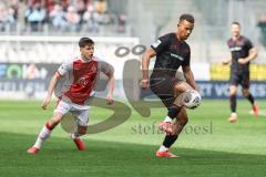 3. Liga; Rot-Weiss Essen - FC Ingolstadt 04; Marcel Costly (22, FCI) Kostka Michael (2 RWE)