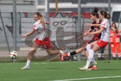 2. Bundesliga Frauen - Saison 2024/25 - FC Ingolstadt 04 Frauen - SC Freiburg II - Der 3:0 Führungstreffer durch Emma Kusch (Nr.9 - FCI Frauen) - jubel - Maas Mia-Lena #4 Freiburg - Rößler Amy #13 Freiburg - XXXXX - Foto: Meyer Jürgen