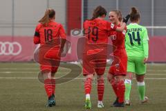 2. Frauen-Bundesliga - Saison 2021/2022 - FC Ingolstadt 04 - VFL Wolfsburg II - Der 1:0 Führungstreffer durch Fritz Anna-Lena (#19 FCI) - jubel - Maier Ramona (#18 FCI) - Mailbeck Alina (#8 FCI) -  Foto: Meyer Jürgen